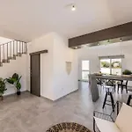 Bay View 6 Villa